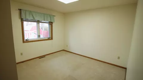 217 Riverside Park Rd, Bismarck, ND 58504 photo 19