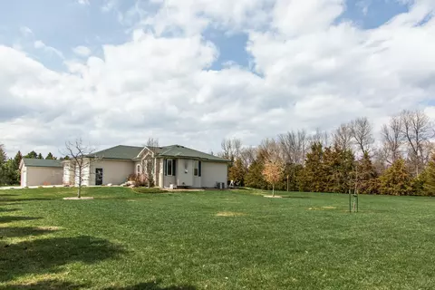 8024 Red Oak Dr, Bismarck, ND 58501 photo 48