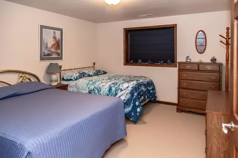 8024 Red Oak Dr, Bismarck, ND 58501 photo 37