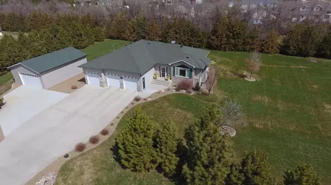 8024 Red Oak Dr, Bismarck, ND 58501 photo 40