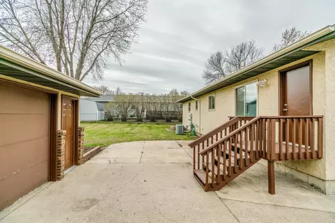 1908 10th Ave SE, Mandan, ND 58554 photo 33