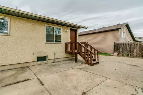 1908 10th Ave SE, Mandan, ND 58554 photo 37