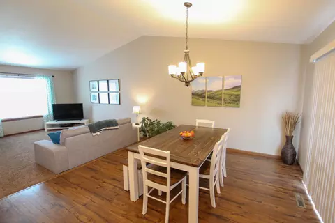 6340 Edgerly Ln, Lincoln, ND 58504 photo 8