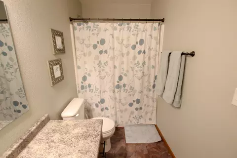 6340 Edgerly Ln, Lincoln, ND 58504 photo 32