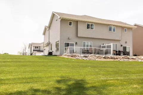 2451 Water Park Loop SE, Mandan, ND 58554 photo 29