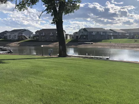 2451 Water Park Loop SE, Mandan, ND 58554 photo 31