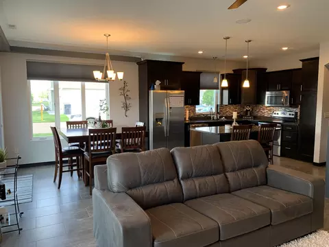 2451 Water Park Loop SE, Mandan, ND 58554 photo 11