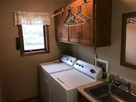 8100 Arcata Dr, Bismarck, ND 58503 photo 7