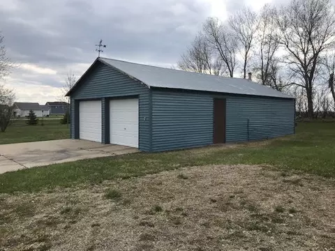 8100 Arcata Dr, Bismarck, ND 58503 photo 28