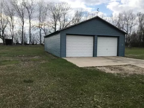 8100 Arcata Dr, Bismarck, ND 58503 photo 29