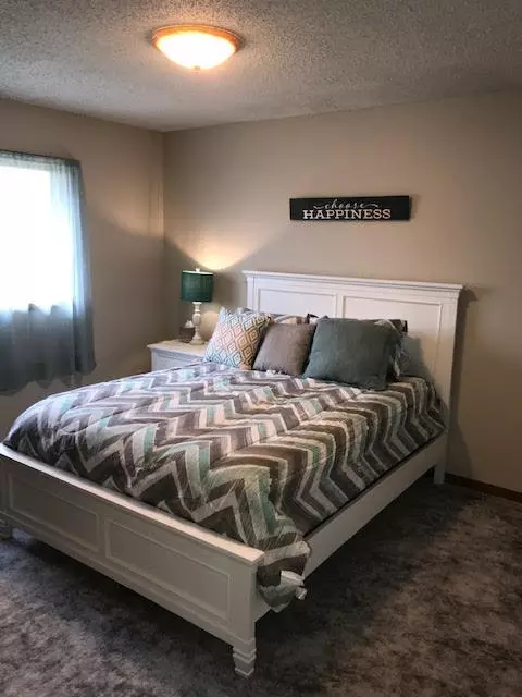 8100 Arcata Dr, Bismarck, ND 58503 photo 14