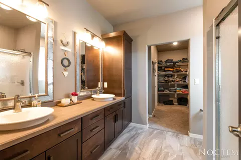 1604 Plains Bnd SE, Mandan, ND 58554 photo 13