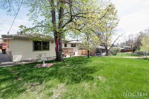 1238 E Coulee Rd, Bismarck, ND 58501 photo 26