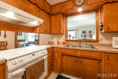 1238 E Coulee Rd, Bismarck, ND 58501 photo 18