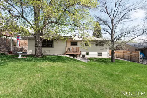 1238 E Coulee Rd, Bismarck, ND 58501 photo 27