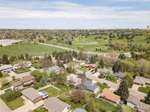 1238 E Coulee Rd, Bismarck, ND 58501 photo 23