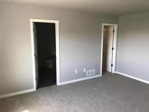 4525 Corvette St NW, Mandan, ND 58554 photo 17