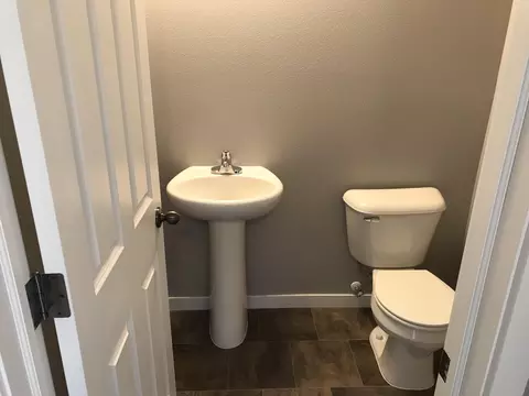 4525 Corvette St NW, Mandan, ND 58554 photo 5