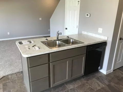 4525 Corvette St NW, Mandan, ND 58554 photo 11