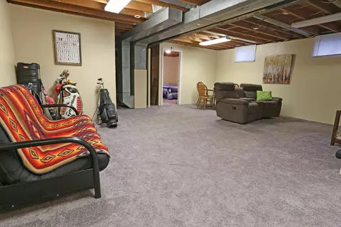 1616 Omaha Dr, Bismarck, ND 58504 photo 7