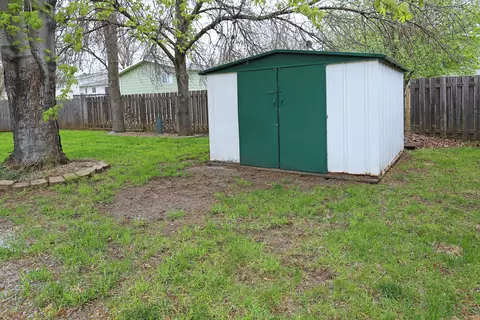 1616 Omaha Dr, Bismarck, ND 58504 photo 28