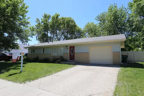 1616 Omaha Dr, Bismarck, ND 58504 photo 29