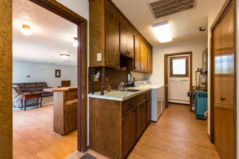 1811 Schaff Dr, Mandan, ND 58554 photo 7