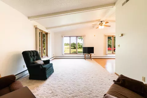 1811 Schaff Dr, Mandan, ND 58554 photo 14