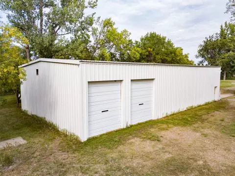 1811 Schaff Dr, Mandan, ND 58554 photo 40