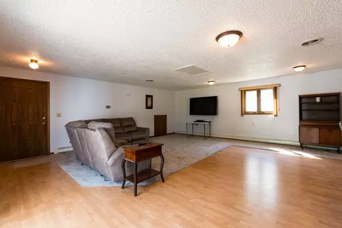 1811 Schaff Dr, Mandan, ND 58554 photo 10