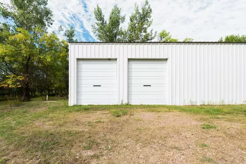 1811 Schaff Dr, Mandan, ND 58554 photo 29