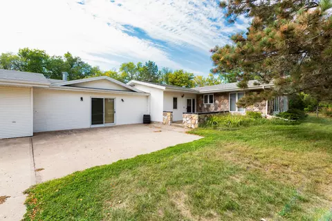 1811 Schaff Dr, Mandan, ND 58554 photo 47