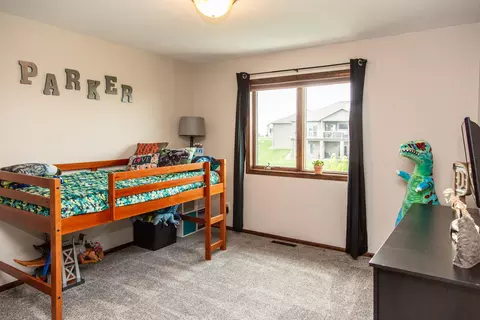 3300 Clairmont Rd, Bismarck, ND 58503 photo 43