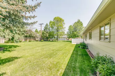 444 E Interstate Ave, Bismarck, ND 58503 photo 27