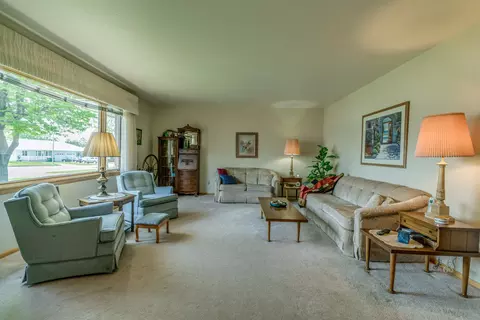 444 E Interstate Ave, Bismarck, ND 58503 photo 2