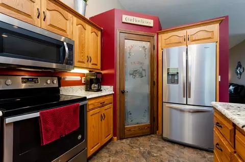2543 Sharps Loop, Bismarck, ND 58503 photo 4