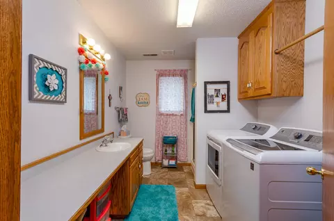 2543 Sharps Loop, Bismarck, ND 58503 photo 15