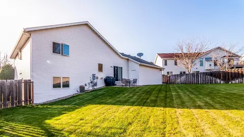 2543 Sharps Loop, Bismarck, ND 58503 photo 25