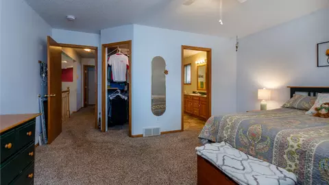 2543 Sharps Loop, Bismarck, ND 58503 photo 12