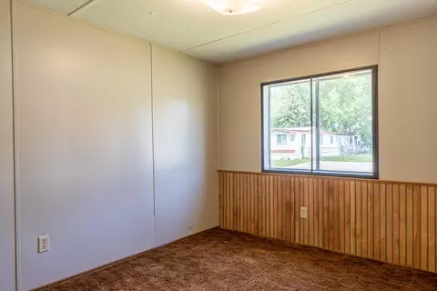 413 Dover Dr, Bismarck, ND 58504 photo 11