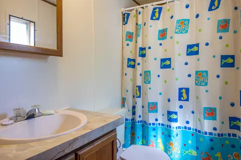 413 Dover Dr, Bismarck, ND 58504 photo 10