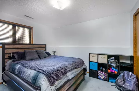 406 E Wachter Ave, Bismarck, ND 58504 photo 19