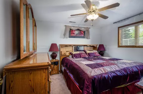 406 E Wachter Ave, Bismarck, ND 58504 photo 20