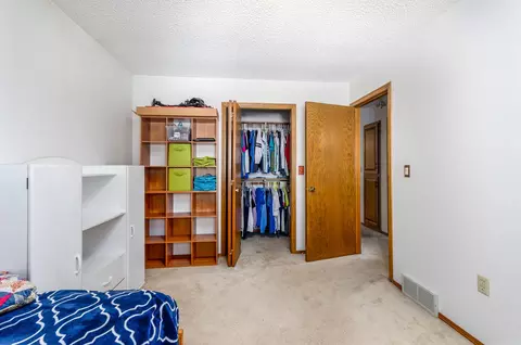 406 E Wachter Ave, Bismarck, ND 58504 photo 15