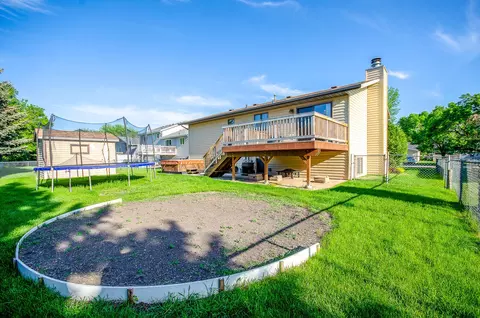 406 E Wachter Ave, Bismarck, ND 58504 photo 3