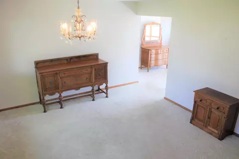 506 Kundert St, Turtle Lake, ND 58575 photo 4