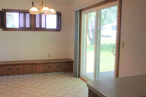 506 Kundert St, Turtle Lake, ND 58575 photo 22