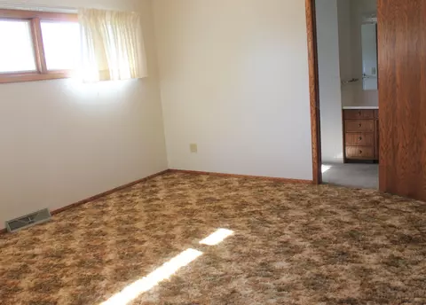506 Kundert St, Turtle Lake, ND 58575 photo 26