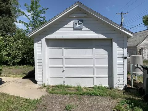 400 3rd Ave NW, Mandan, ND 58554 photo 22