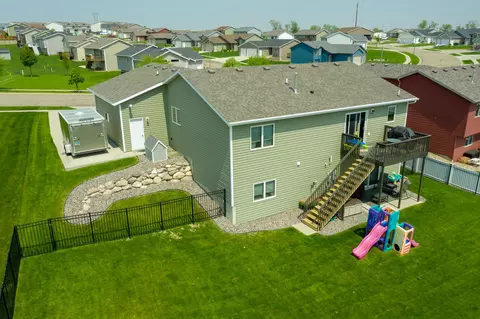 949 Yukon Dr, Bismarck, ND 58503 photo 46